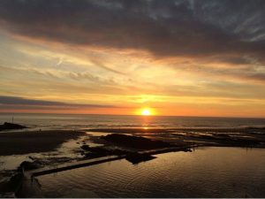 Sunset over the sea pool in Bude - one of our favourite Bude sunset photographs